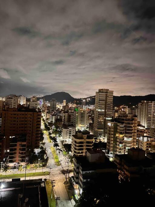 Apto Com Vista Para O Mar Com 2 Vagas - Guaruja Exterior photo